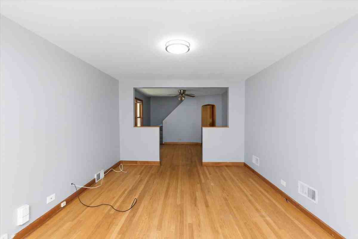7117 W Armitage Ave - Photo 3 of 19