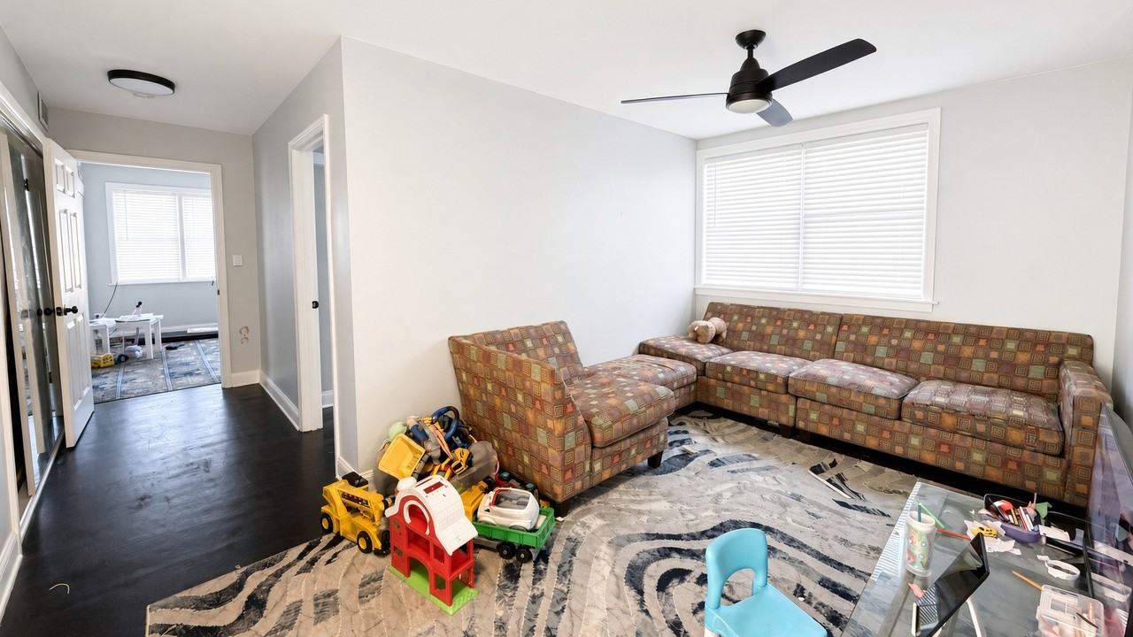 3338 W Bryn Mawr Ave #2R - Photo 6 of 11