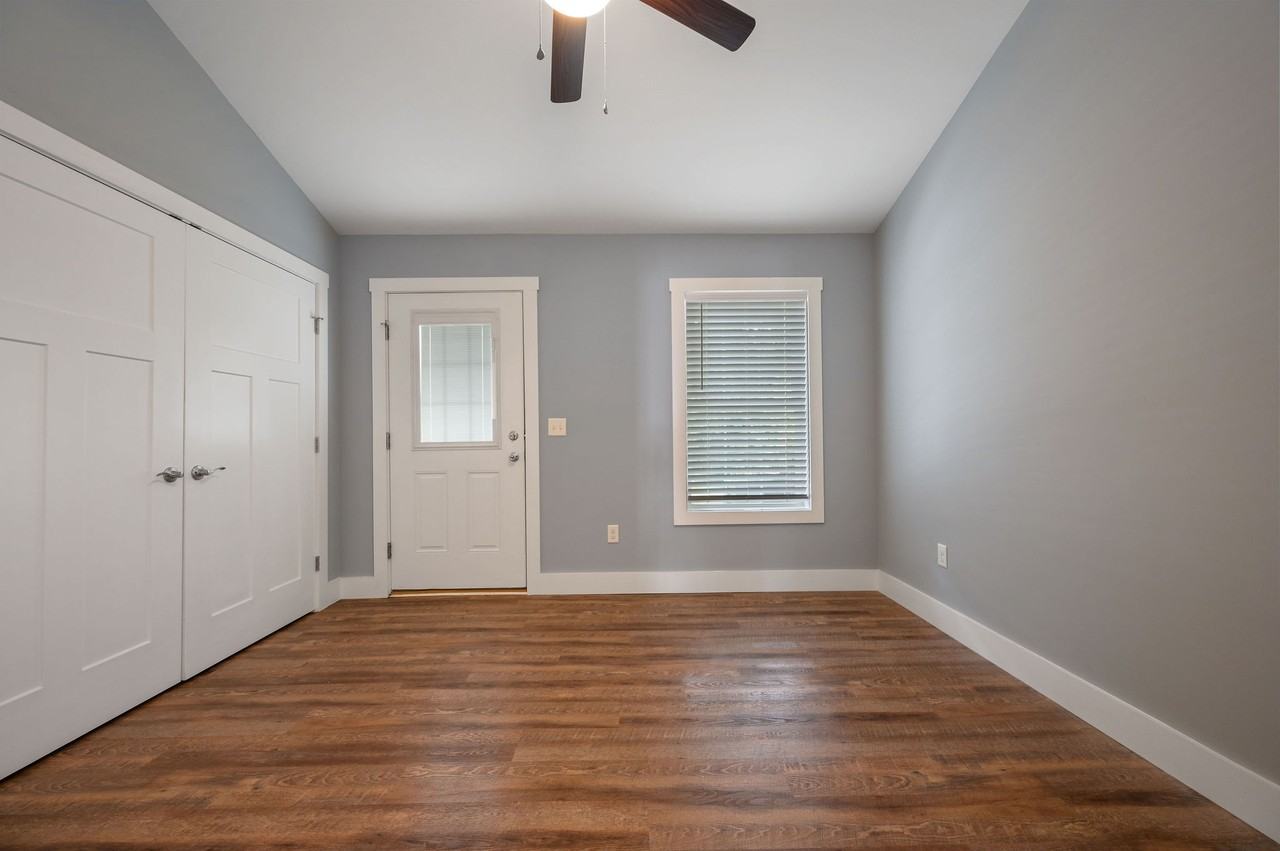 302 Main St #1 - Photo 6 of 13