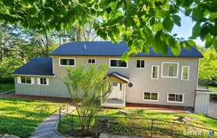 featured image of 450 Danbury Rd