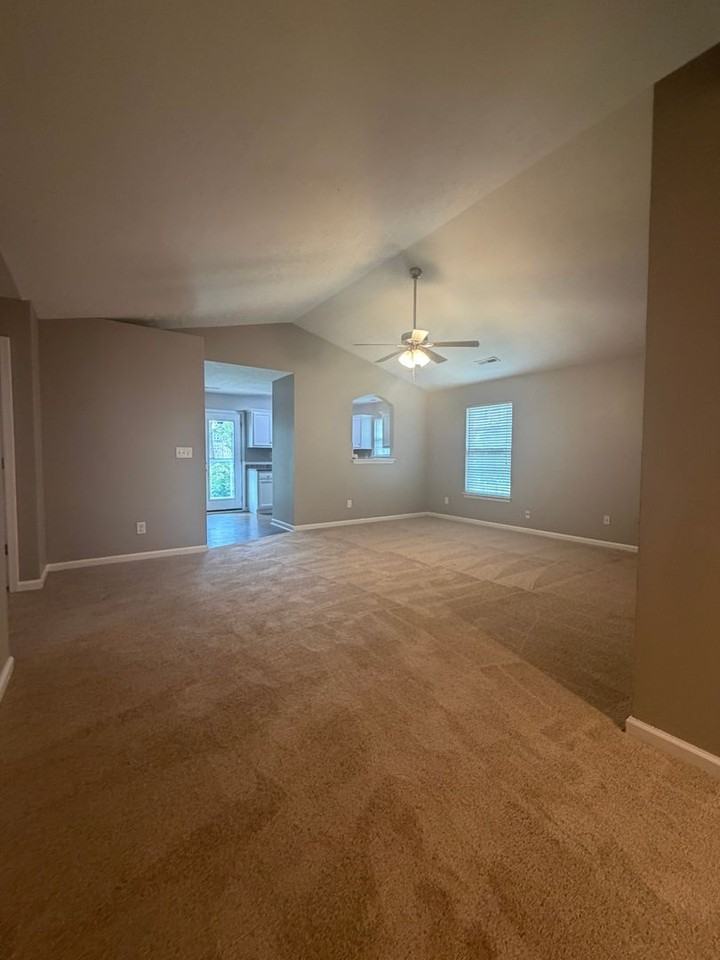 2948 Sullivans Trce - Photo 2 of 15