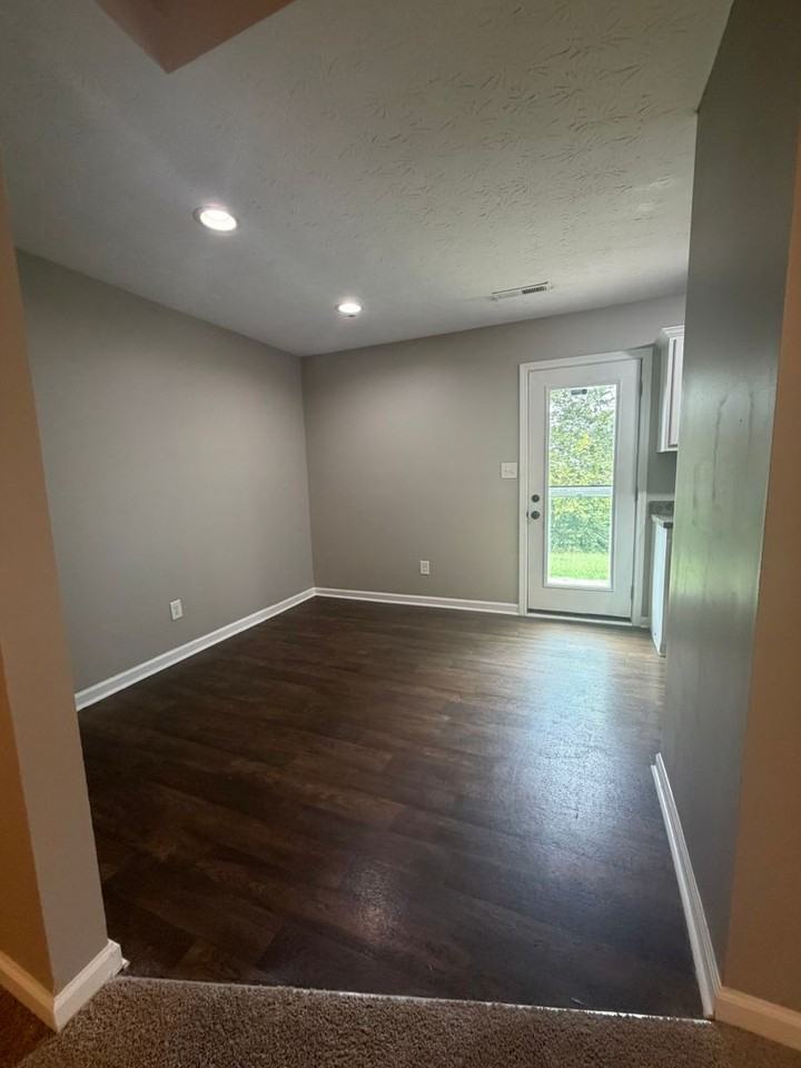 2948 Sullivans Trce - Photo 5 of 15
