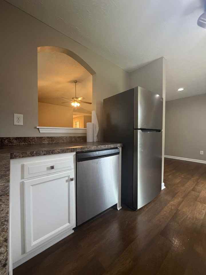 2948 Sullivans Trce - Photo 7 of 15