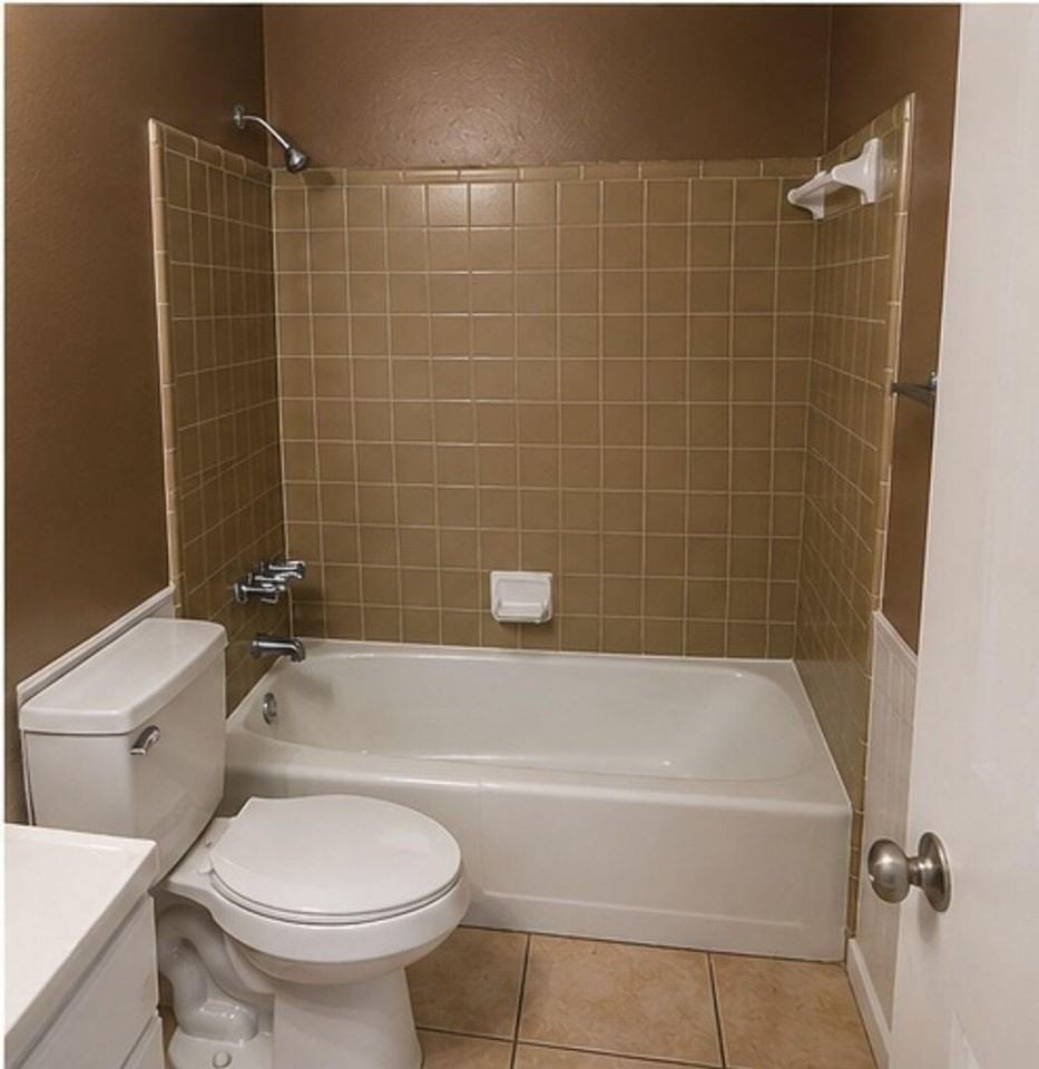 102 Chicago Ave Se - Photo 4 of 6