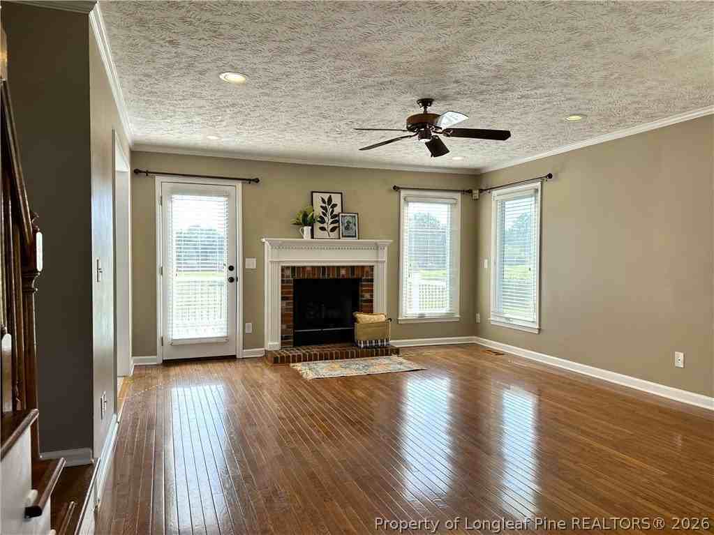 6521 Ryefield Dr - Photo 5 of 31