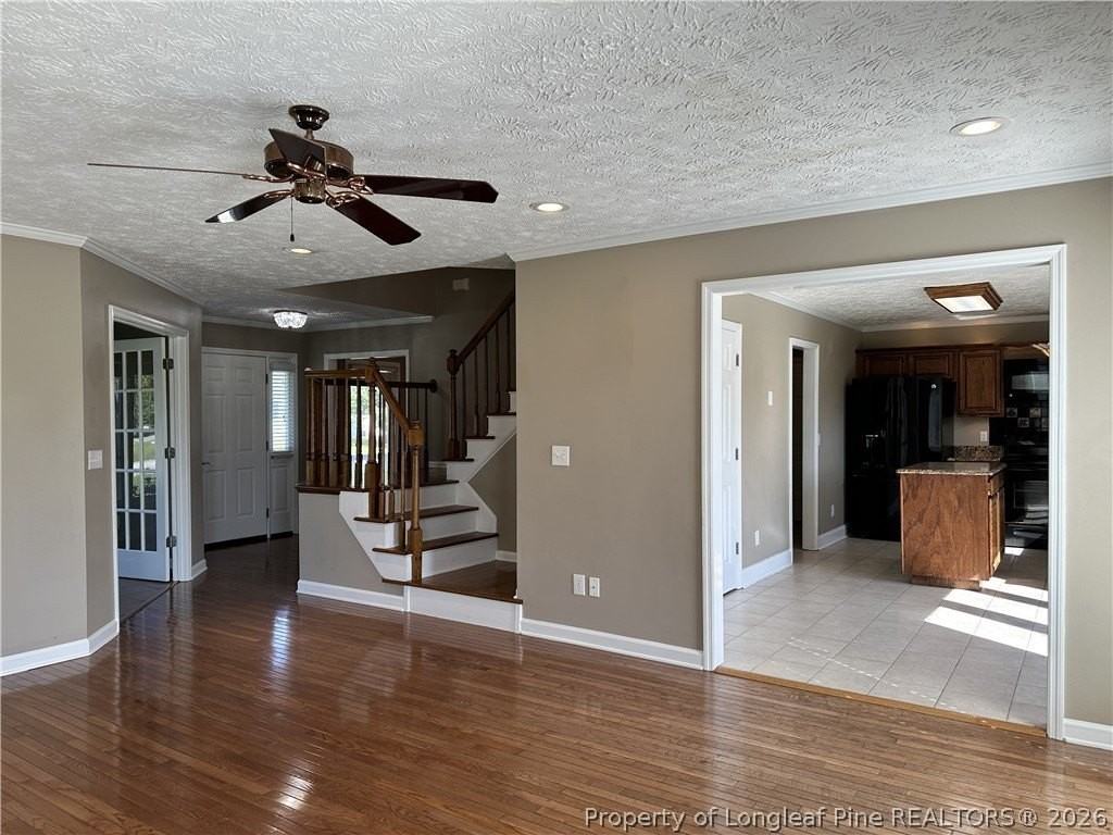 6521 Ryefield Dr - Photo 7 of 31