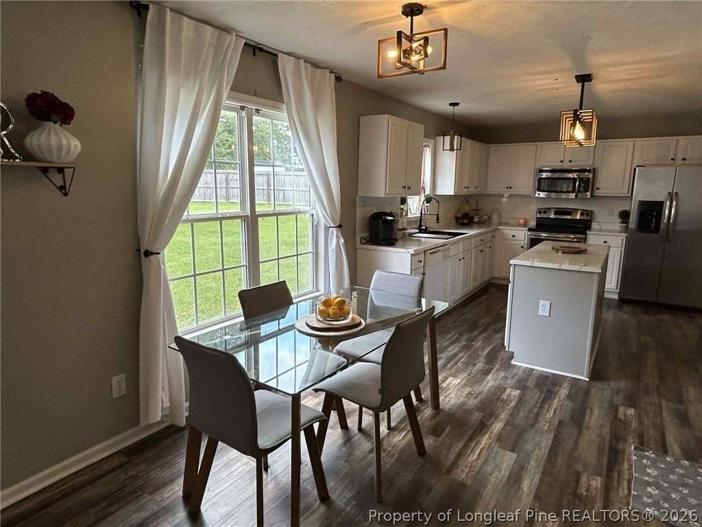 113 Blue Water Dr - Photo 6 of 28