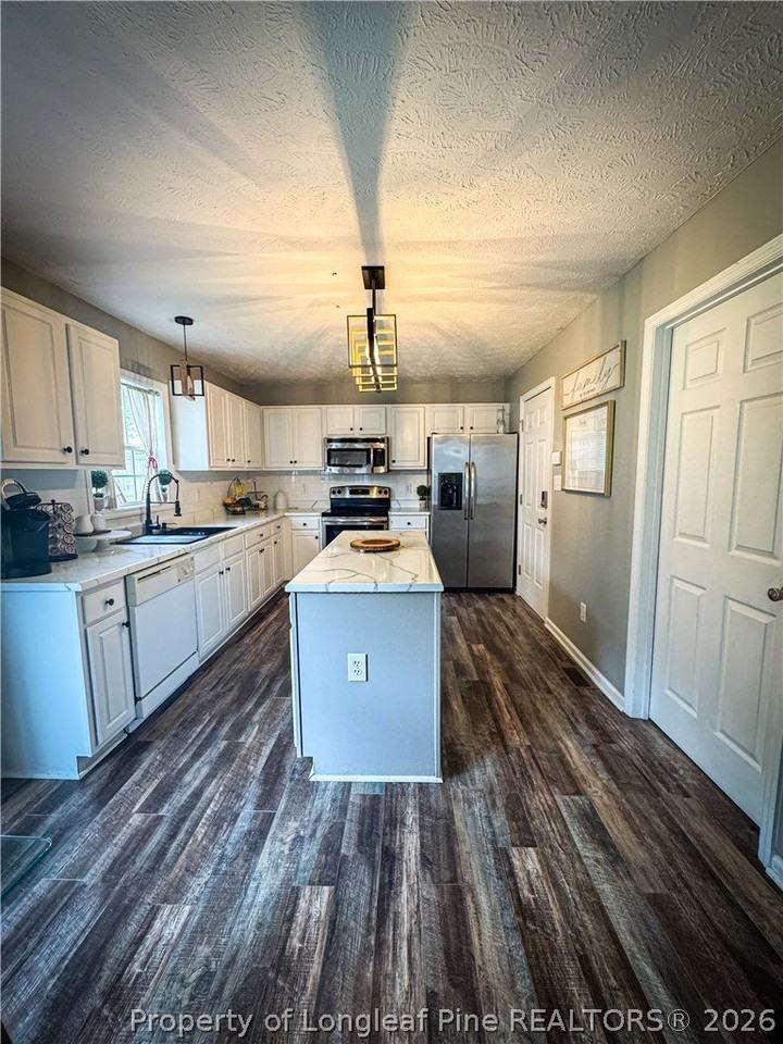 113 Blue Water Dr - Photo 7 of 28