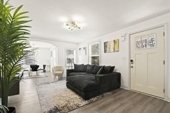 1860 Bonniview St Sw - Photo 3 of 13