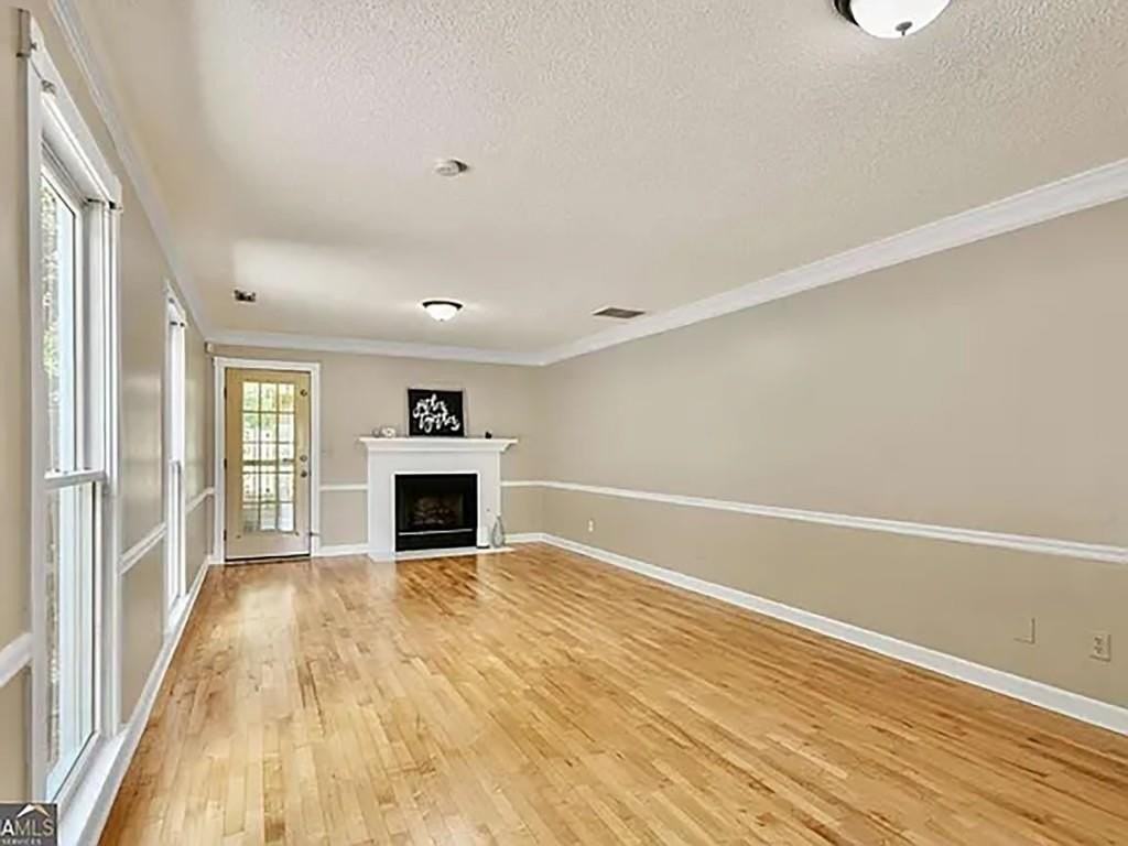 1140 Magnolia Way Se - Photo 5 of 27
