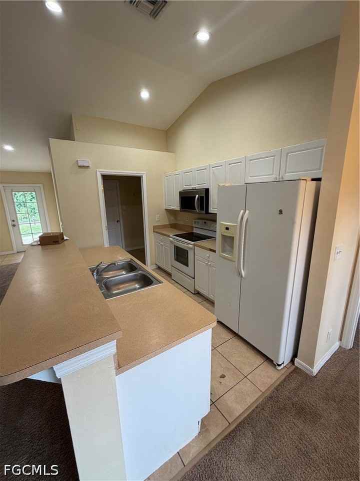 3712 3rd St W - Photo 3 of 21