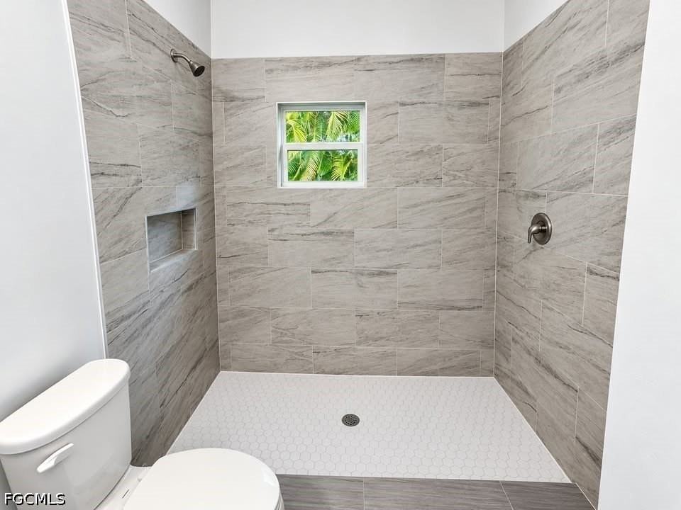 1928 Ne 4th Ter - Photo 7 of 12
