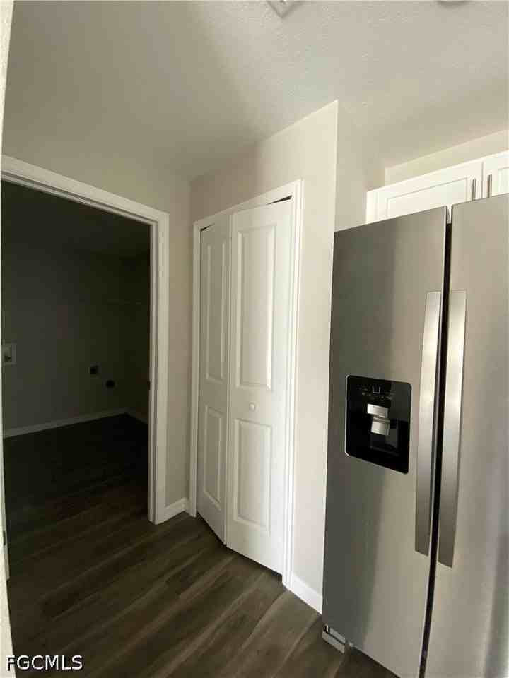 2821 Nw 6th Pl - Photo 3 of 28
