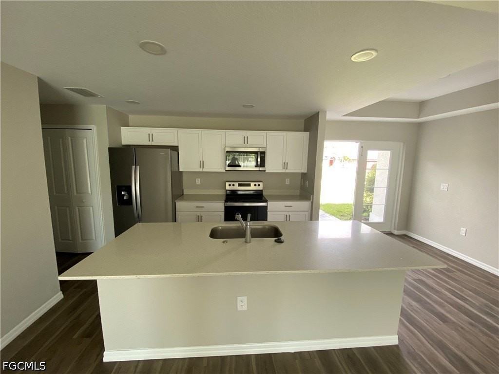 2821 Nw 6th Pl - Photo 6 of 28