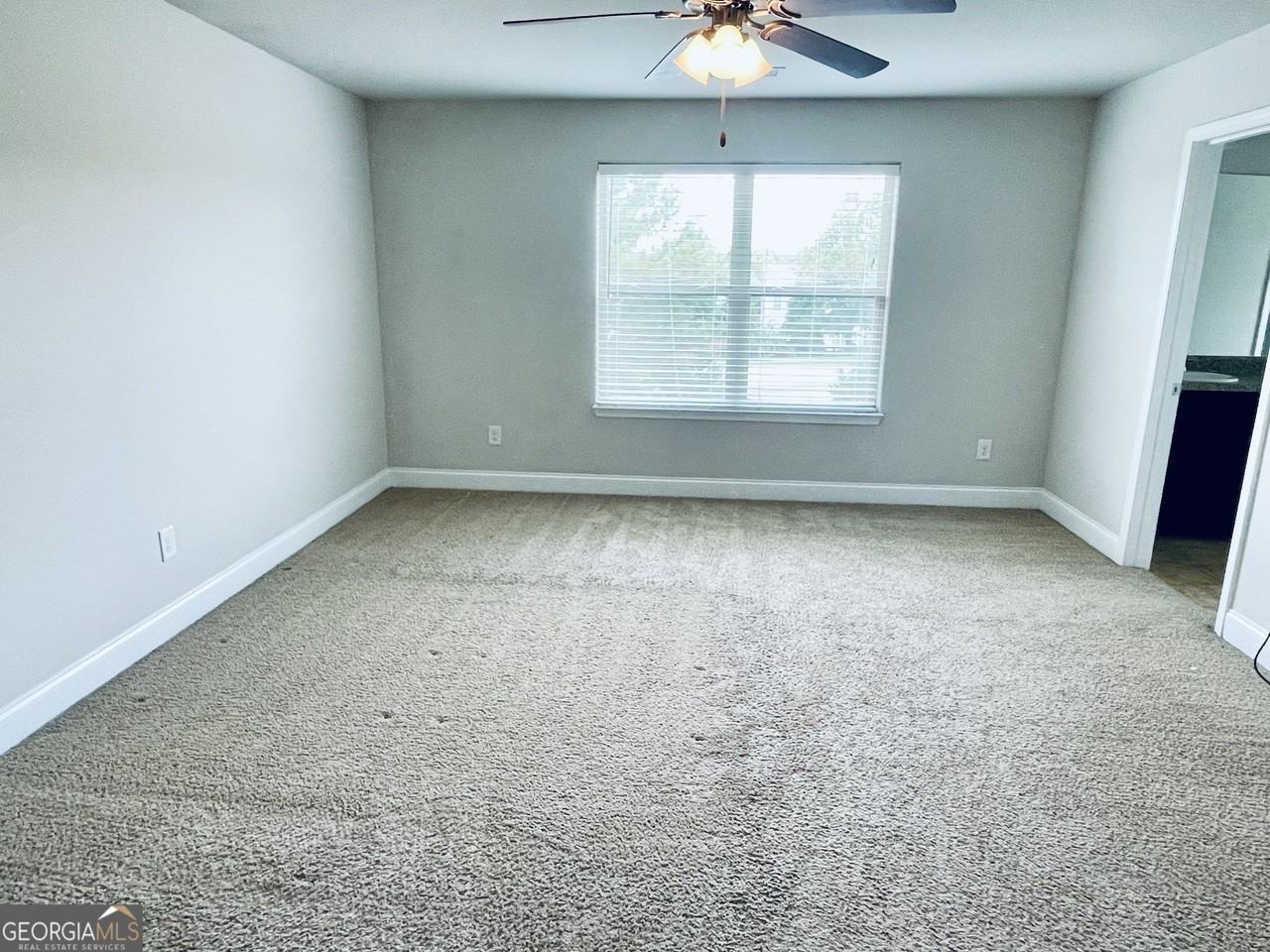 112 Leland Ln - Photo 7 of 16