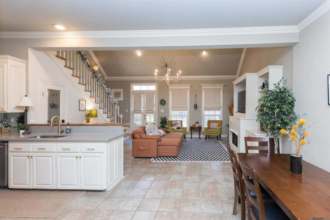 9302 Loblolly Ct - Photo 7 of 23