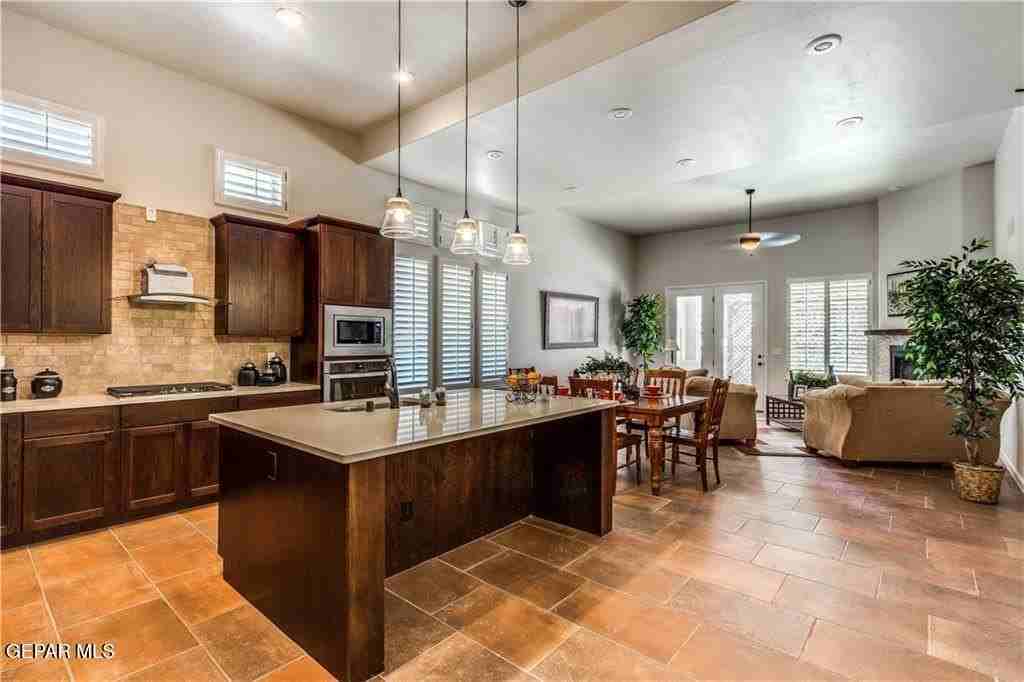 1672 Tonantzin Pl - Photo 2 of 9