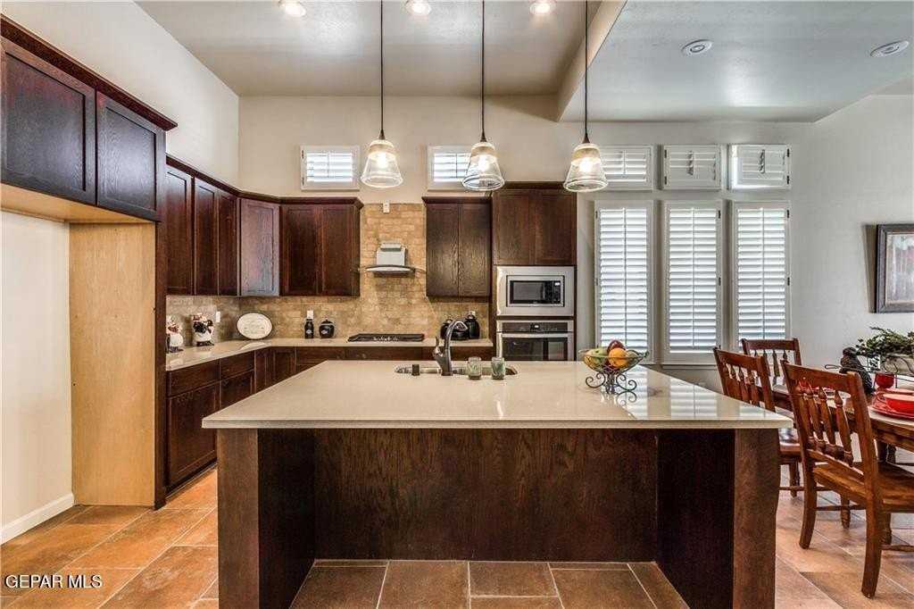1672 Tonantzin Pl - Photo 3 of 9