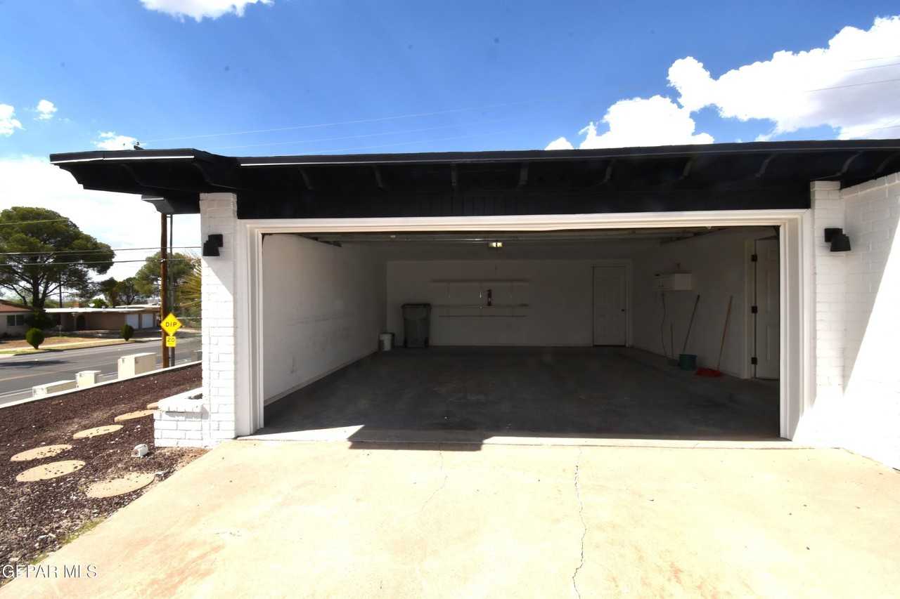 200 Belvidere St - Photo 4 of 22