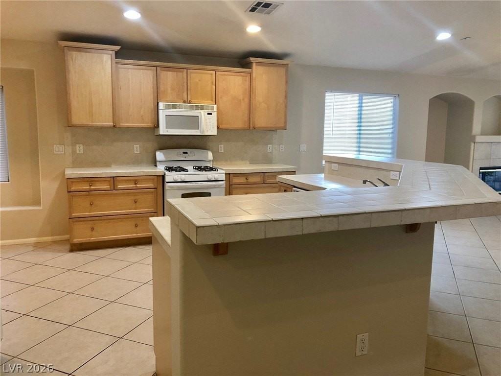 11212 Playa Bonita Ave - Photo 7 of 29