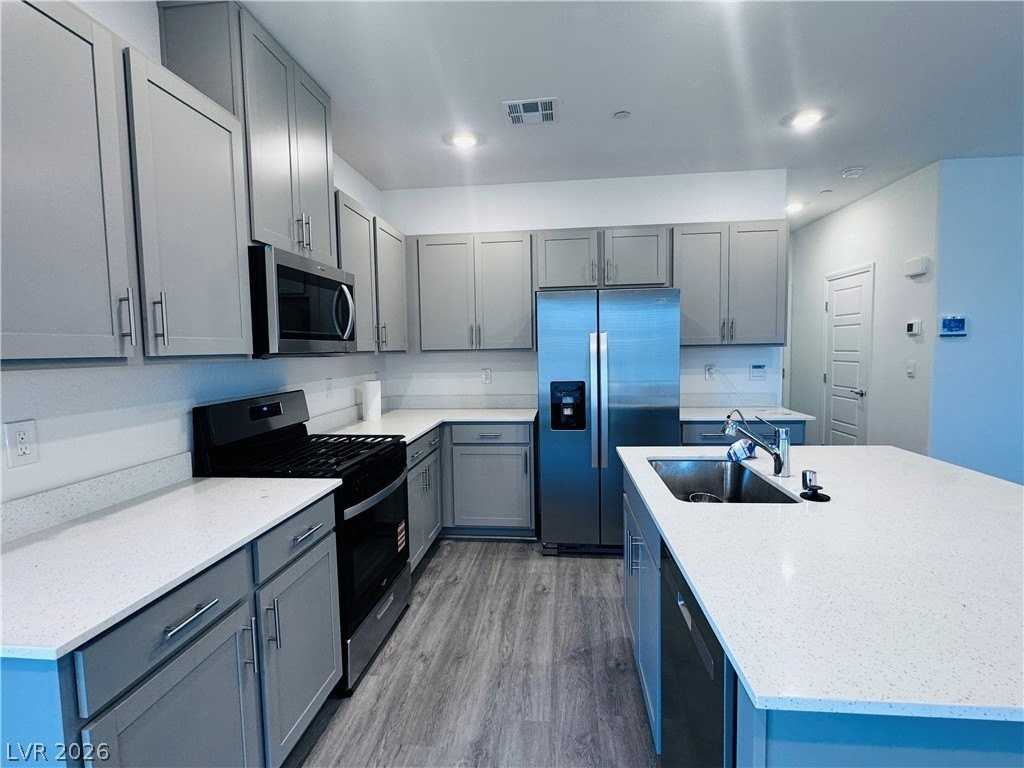 1083 Saffron Toucan Ln - Photo 7 of 39