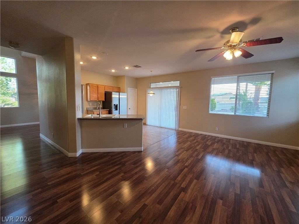 748 Maccabe Ave - Photo 6 of 26