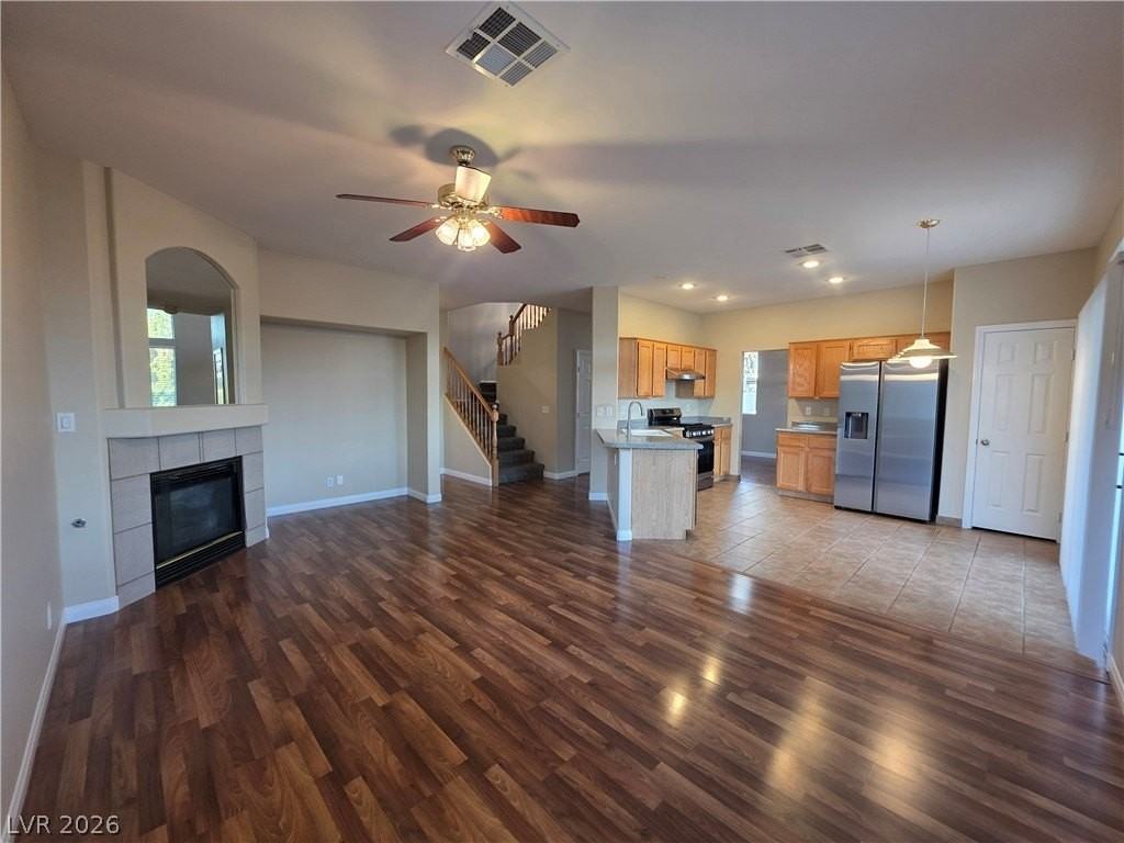 748 Maccabe Ave - Photo 7 of 26