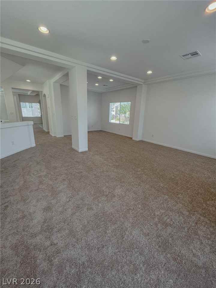 7707 Liberty Falls St - Photo 2 of 33