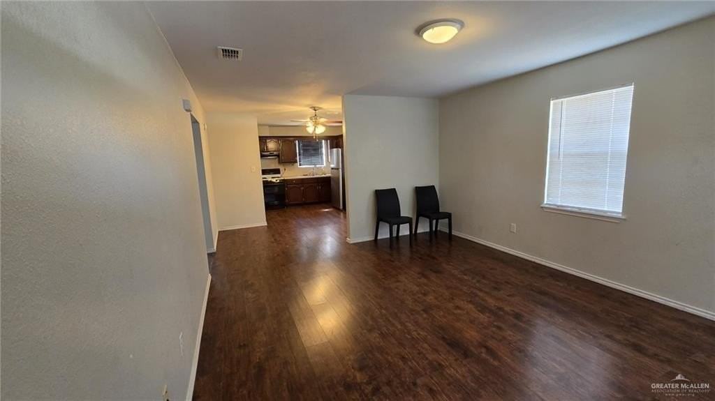 205 Doherty Ave - Photo 2 of 17