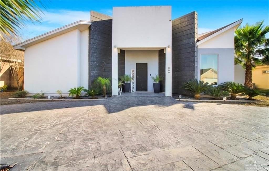 800 New Orleans Cir