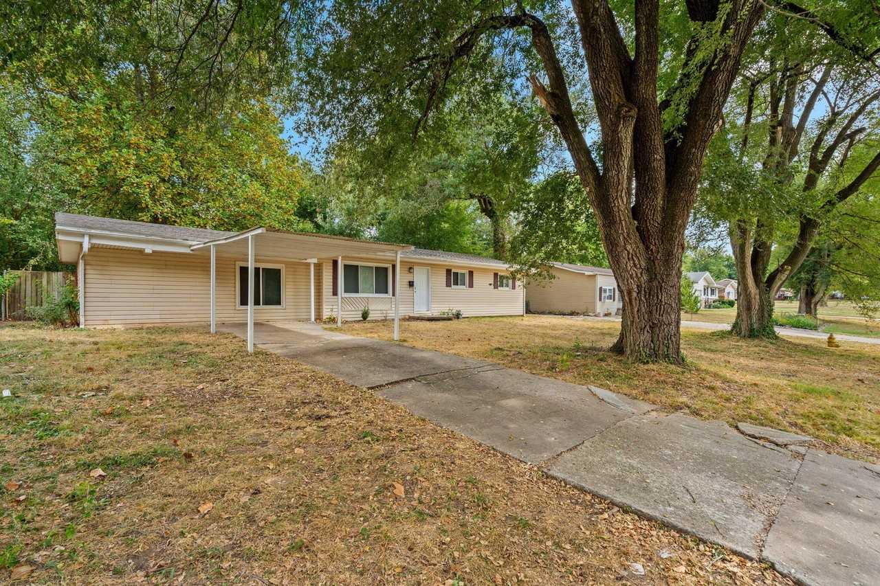 442 S Monte Vista Ave - Photo 4 of 37