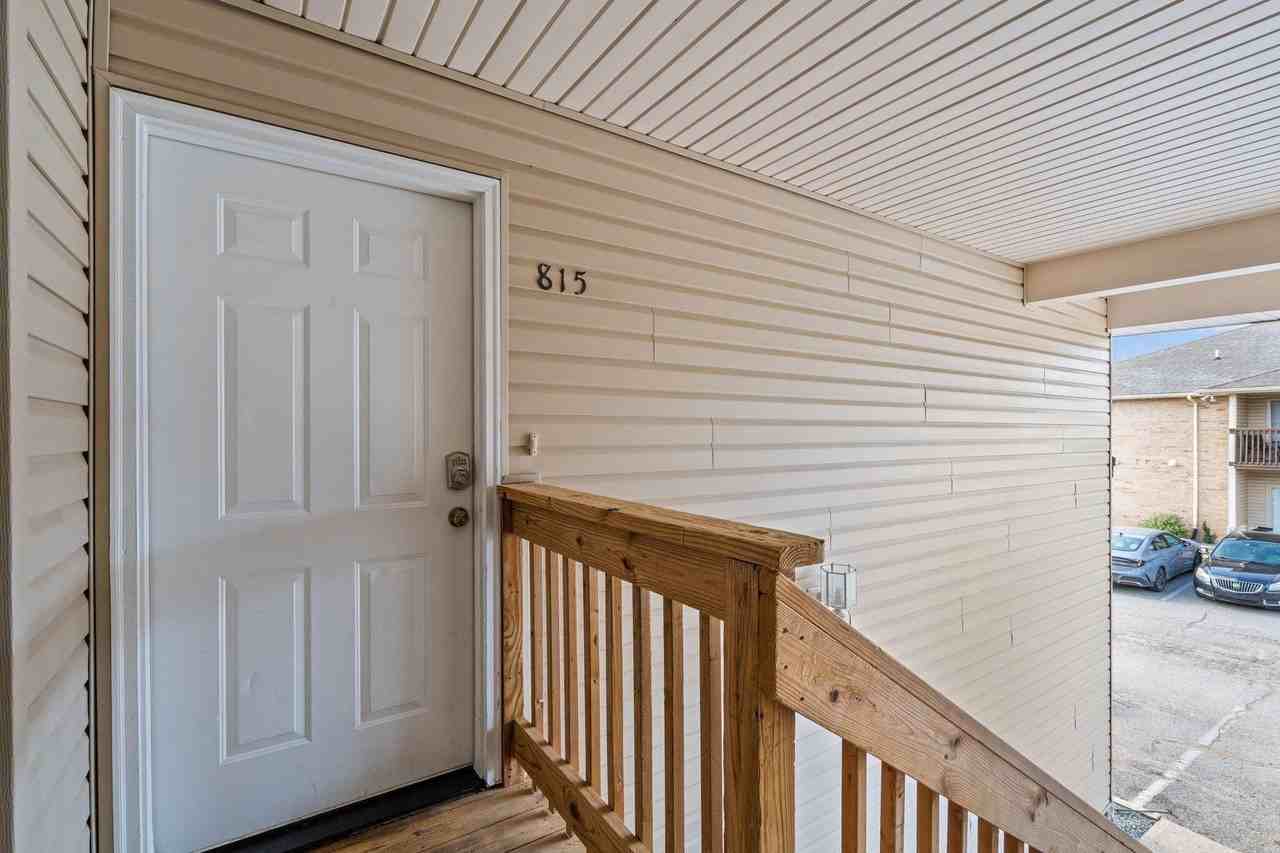 815 W Warren Ave - Photo 2 of 24
