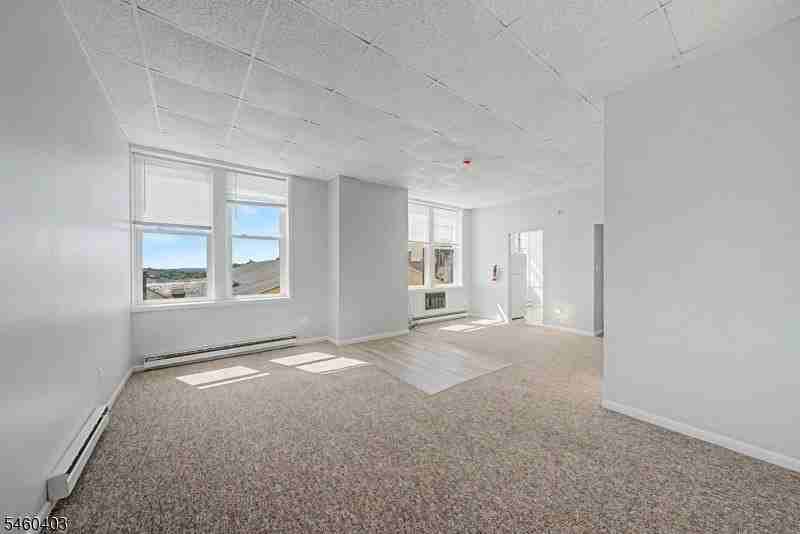 110 Cornelia St #4 - Photo 4 of 16
