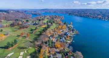 featured image of 280 W Shore Trl