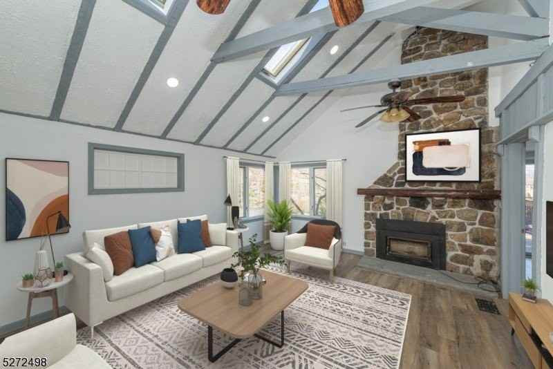 280 W Shore Trl - Photo 3 of 14