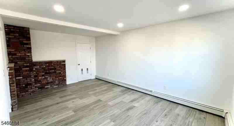 68 James St - Photo 7 of 18