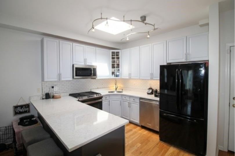108 Monroe St #5C - Photo 3 of 12
