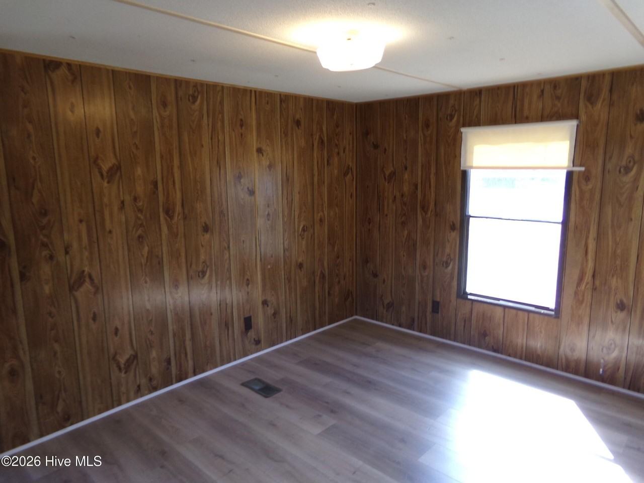 358 White Oak Dr - Photo 6 of 20