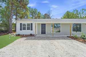 featured image of 406 Foxtrace Ln #A