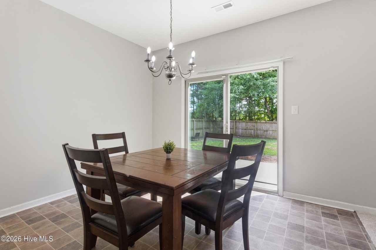 3279 Austin Ave - Photo 6 of 30