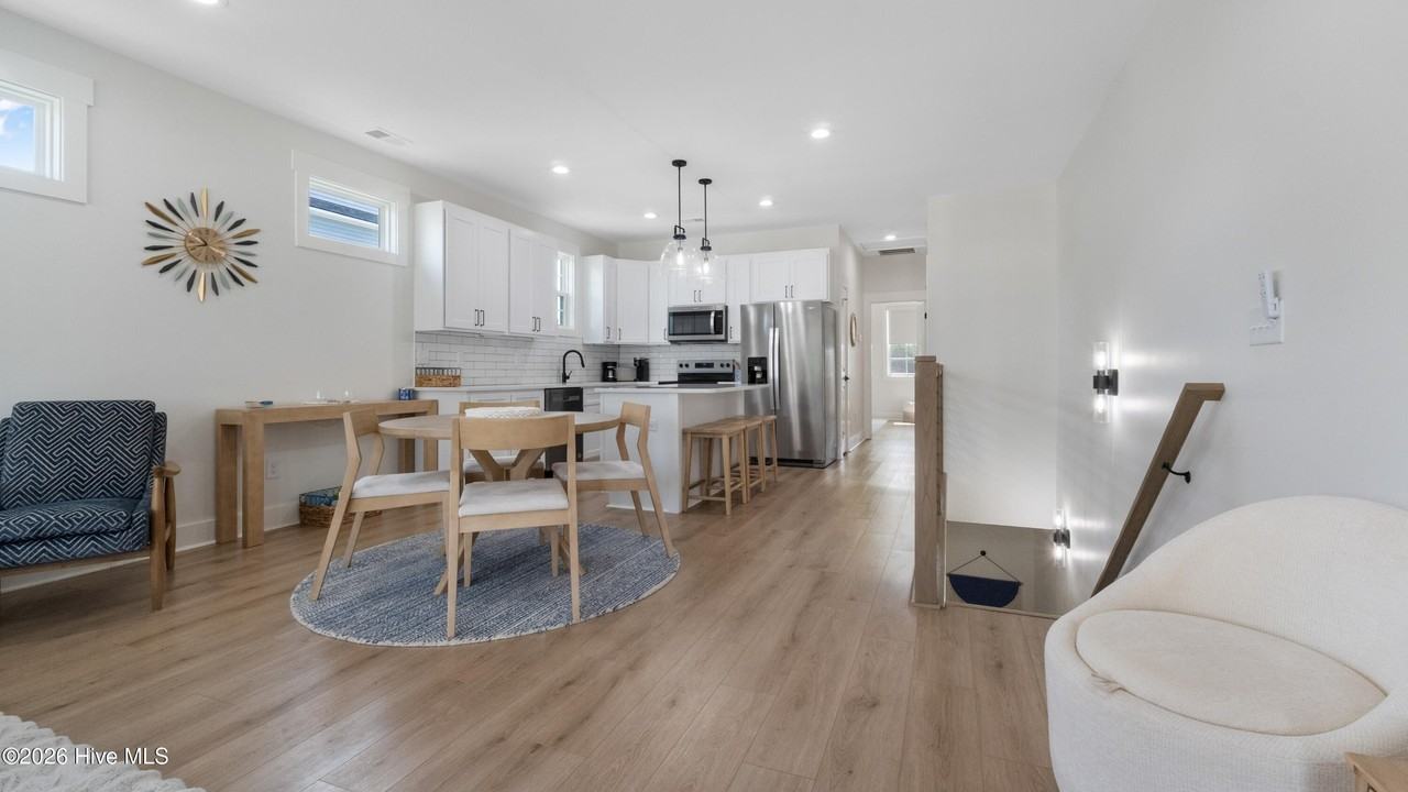 1205 Mackerel Ln #1 - Photo 2 of 17