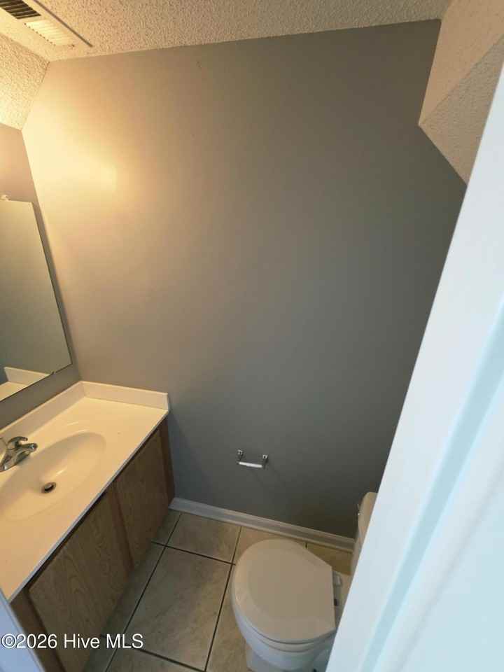 1073 W Pueblo Dr - Photo 5 of 16