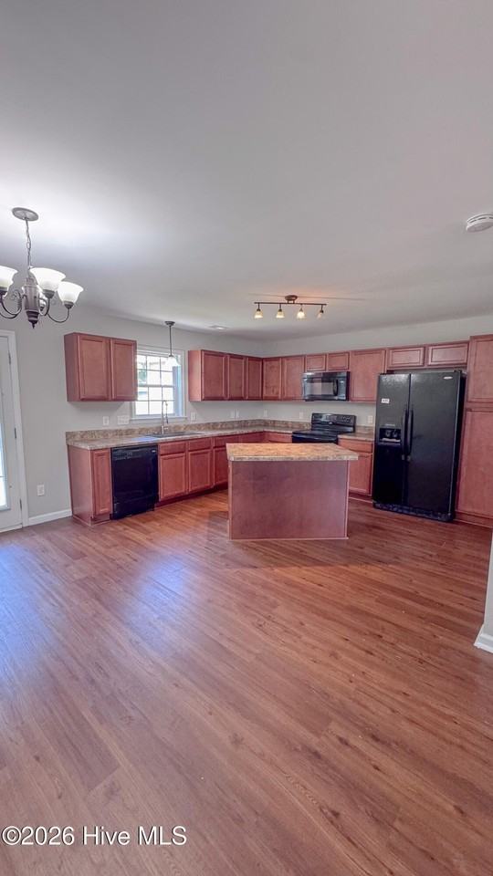 4011 Wt Whitehead Dr - Photo 7 of 17