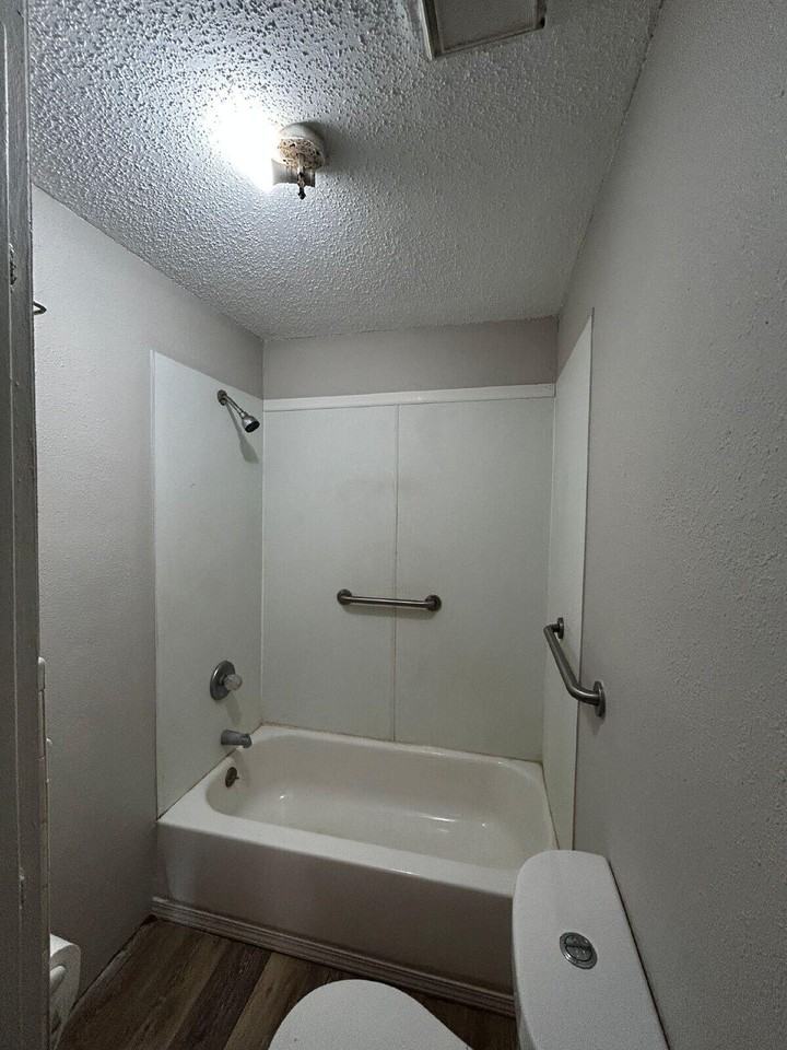6214 24th St #A - Photo 3 of 7