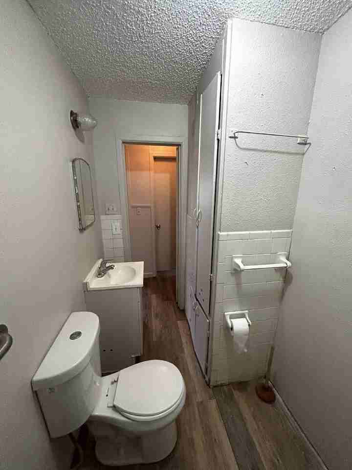 6214 24th St #A - Photo 7 of 7