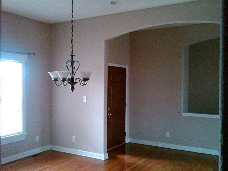 2060 Rose Bay - Photo 4 of 34