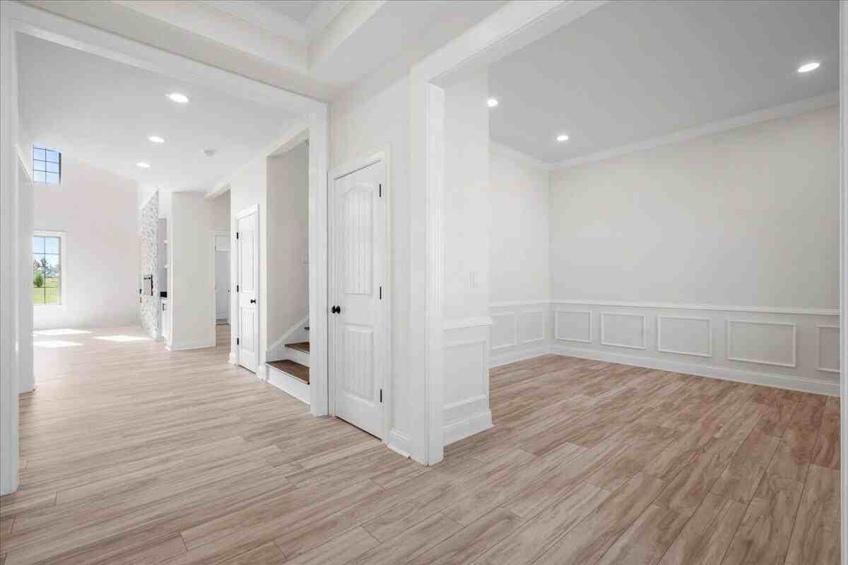 417 Weston Park - Photo 3 of 50