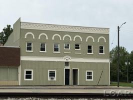featured image of 313 W Adrian St #1
