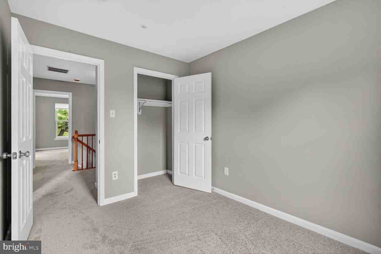 2621 Telluride Pl - Photo 4 of 31