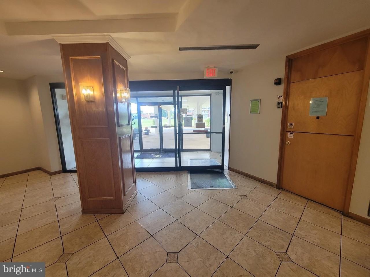 3450 Toledo Ter - Photo 3 of 41